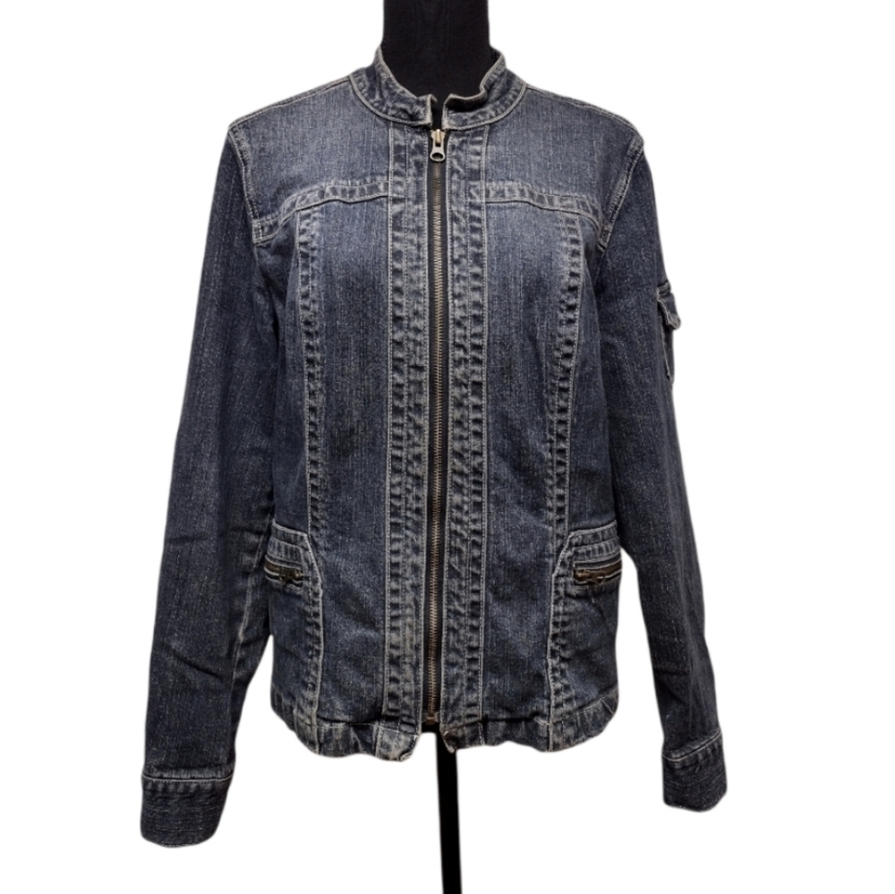Motto full zip distressed denim jean jacket size M